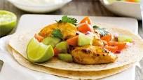 Chicken tikka with cherry tomato and cucumber salad Chicken tikka with cherry tomato and cucumber salad