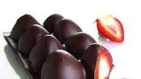 FROZEN CHOCOLATE COVERED STRAWBERRIES: FROZEN CHOCOLATE COVERED STRAWBERRIES:
