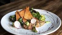 Asian salmon tartare, avocado and Wonton crisp Asian salmon tartare, avocado and Wonton crisp