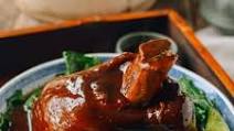 Braised Ti Pang (红烧蹄膀) Braised Ti Pang (红烧蹄膀)