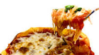 Skinny Spaghetti Squash Pizza Boats Skinny Spaghetti Squash Pizza Boats