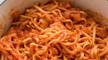 Pasta with Pancetta and Tomato Sauce Pasta with Pancetta and Tomato Sauce