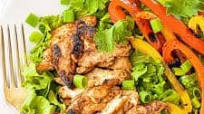 Low FODMAP Grilled Chicken Fajita Salad (Paleo, Whole30 Option) Low FODMAP Grilled Chicken Fajita Salad (Paleo, Whole30 Option)