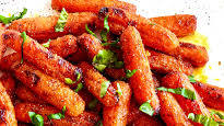 Air Fryer Sweet and Spicy Roasted Carrots Air Fryer Sweet and Spicy Roasted Carrots