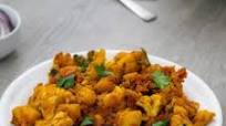 Aloo Gobi (Alu Gobi) Aloo Gobi (Alu Gobi)