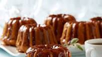 Mini Caramel Pumpkin Bundt®Cakes Mini Caramel Pumpkin Bundt®Cakes