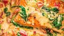 SALMON IN ROASTED PEPPER SAUCE SALMON IN ROASTED PEPPER SAUCE