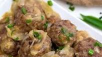 Easy Hamburger Steak with Homemade Onion Gravy Easy Hamburger Steak with Homemade Onion Gravy
