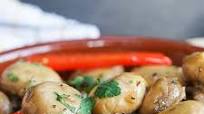 Champinones Al Ajillo - Spanish Mushroom Tapas Recipe Champinones Al Ajillo - Spanish Mushroom Tapas Recipe