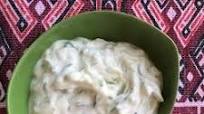 Salsa de yogurt griega (tzatziki) Salsa de yogurt griega (tzatziki)