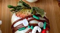 Chocolate Dipped Holiday Strawberries Chocolate Dipped Holiday Strawberries