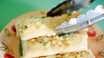 How to Make Homemade Pizza Hut Breadsticks How to Make Homemade Pizza Hut Breadsticks