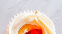 Strawberry jam cake filling Strawberry jam cake filling