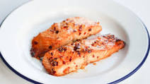 Spicy Honey-Glazed Salmon Recipe Spicy Honey-Glazed Salmon Recipe