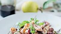 Lemony squid with baby leaves and bruschetta Lemony squid with baby leaves and bruschetta