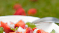 Strawberry Caprese Bowl Strawberry Caprese Bowl