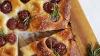 {Schiacciata All’Uva} Tuscan Grape Focaccia Recipe {Schiacciata All’Uva} Tuscan Grape Focaccia Recipe