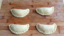 How to make empanada dough for baking How to make empanada dough for baking