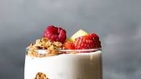 Yogurt parfait recipe with honey and fruits Yogurt parfait recipe with honey and fruits