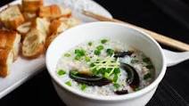 Instant Pot Century Egg Rice Porridge Recipe (Cháo hột vịt bắc thảo) Instant Pot Century Egg Rice Porridge Recipe (Cháo hột vịt bắc thảo)