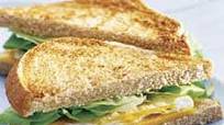 Sándwich súper fácil de queso y huevo Sándwich súper fácil de queso y huevo