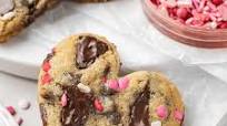 Heart Shaped Chocolate Chip Cookies Heart Shaped Chocolate Chip Cookies