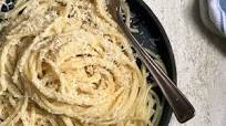 Spaghetti with Butter, Egg and Cheese Spaghetti with Butter, Egg and Cheese
