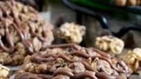 Granola Chocolate Chip Cookies Granola Chocolate Chip Cookies