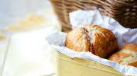 Sausagemeat pies with flaky pastry Sausagemeat pies with flaky pastry