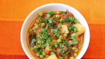 Sindhi Aloo Mutter Sindhi Aloo Mutter