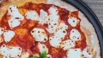Sourdough Pizza Margherita Sourdough Pizza Margherita