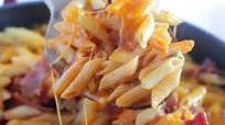 Grilled Cheese and Tomato Soup Pasta Bake Grilled Cheese and Tomato Soup Pasta Bake
