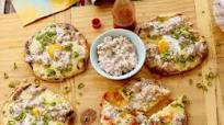 Grilled Breakfast Pizza with Sausage Gravy Grilled Breakfast Pizza with Sausage Gravy