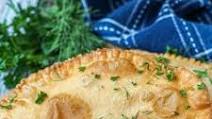 Cheboureki (Beef and Garlic Meat Pies) Cheboureki (Beef and Garlic Meat Pies)