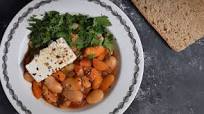Greek baked giant beans – Gigantes Greek baked giant beans – Gigantes