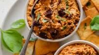 Sun-Dried Tomato & Basil Hummus Sun-Dried Tomato & Basil Hummus