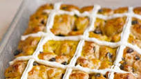 Easy Hot Cross Buns Easy Hot Cross Buns