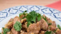 Garlic Pepper Pork หมูทอดกระเทียมพริกไทย Garlic Pepper Pork หมูทอดกระเทียมพริกไทย