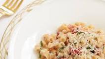 Creamy Pasta with Tomato Confit and Fresh Goat Cheese Creamy Pasta with Tomato Confit and Fresh Goat Cheese