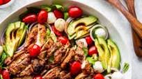Grilled Chicken Caprese Salad {Paleo} Grilled Chicken Caprese Salad {Paleo}