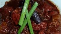 Braised Pork Belly with Red Glutinous Wine Lees (紅糟,Ang Zhao) Braised Pork Belly with Red Glutinous Wine Lees (紅糟,Ang Zhao)