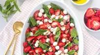 Spinach Caprese Salad with Strawberries Spinach Caprese Salad with Strawberries