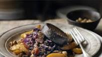 Warm salad of red cabbage, black pudding & apple Warm salad of red cabbage, black pudding & apple
