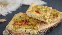 Focaccia soffice con patate e rosmarino Focaccia soffice con patate e rosmarino