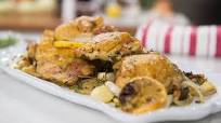 Oven-Roasted Chicken Thighs with Onion and Garlic recipe Oven-Roasted Chicken Thighs with Onion and Garlic recipe