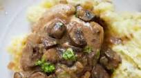 Pork Chops with Mushroom Sauce Pork Chops with Mushroom Sauce