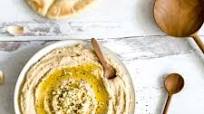 extra garlicky 'israeli-style' hummus extra garlicky 'israeli-style' hummus