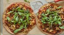 Hearty Arugula Pizzas Hearty Arugula Pizzas