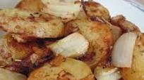 Roasted Potatoes and Onions - Easy and Delicious Roasted Potatoes and Onions - Easy and Delicious