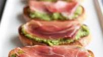 Recipe: Asparagus & Prosciutto Crostini Recipe: Asparagus & Prosciutto Crostini